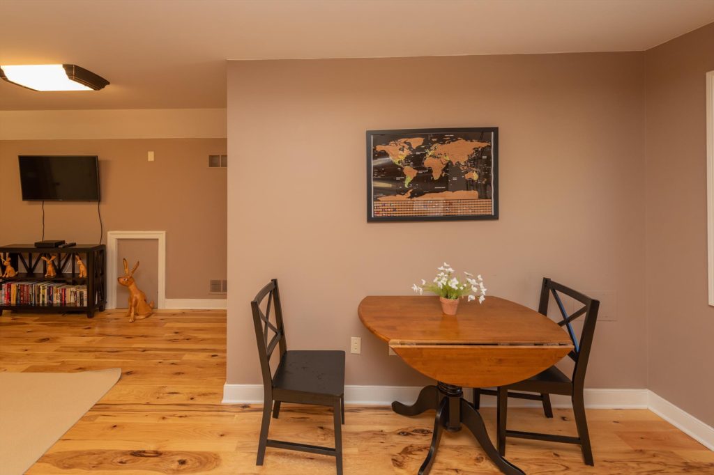 Poolside dining area in the pool house for casual meals and snacks